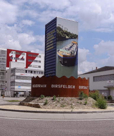 STRASSENRAUMGESTALTUNG